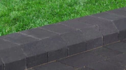 Savanna Concrete Kerb Splayed Charcoal 130 X 160 X 250mm (108 Pack)