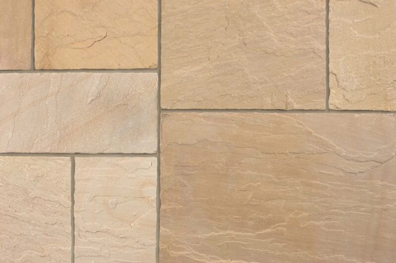 Antique Alverno Natural Stone Paving Multi Project Pack Golden Sand (18.28m2) 1 Antique Alverno Natural Stone Paving Multi Project Pack Golden Sand (18.28m2)