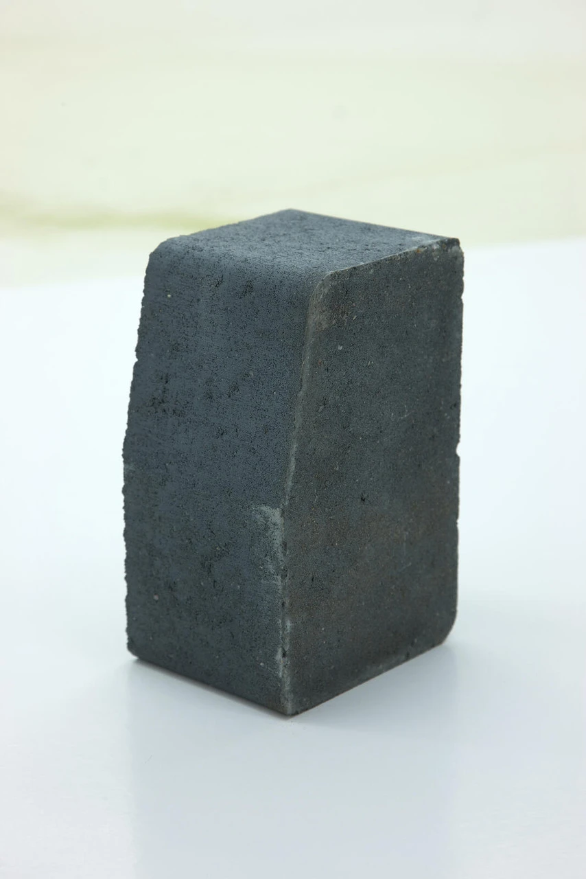 Marshalls Keykerb Large Half Battered External Angle Charcoal 2 Marshalls Keykerb Large Half Battered External Angle Charcoal - Image 2